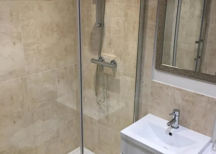 Konukevi Linden Tree 4*